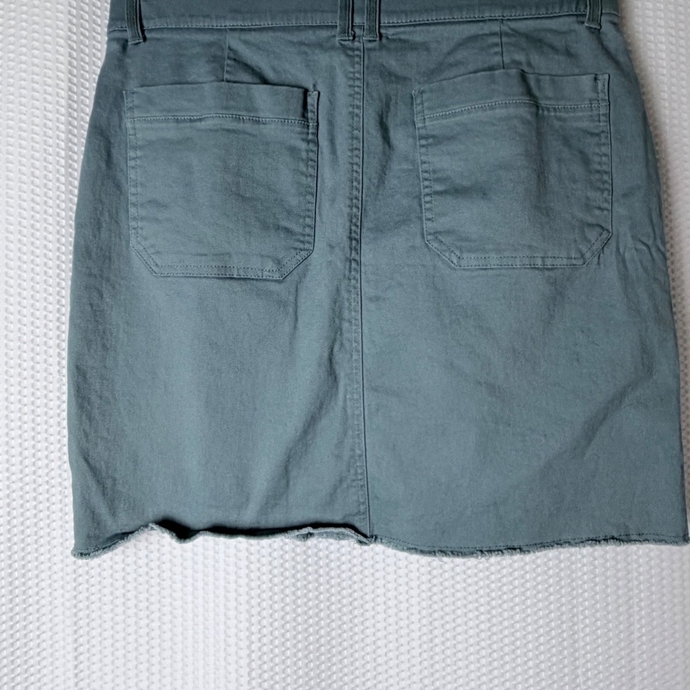 Democracy Ab solution Skirt Women 8 Sage Green Cargo Utility Raw Hem Pockets Y2K - Picture 3 of 8